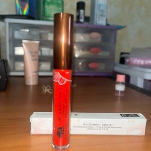 New origins Blooming Shine Lip Gloss Full Size Scarlet Rose NIB